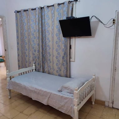 🏤Apartamento de renta en La Habana cerca del malecon habanero (Centro Habana) 3 habitaciones 9 personas. Alquiler apto - 3/10