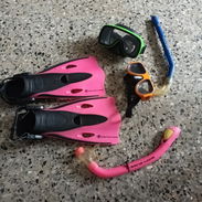 Patas de rana y snorkels - Img 57888744