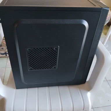 PC de Escritorio - 2/3