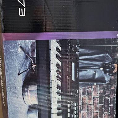 Piano Yamaha PSR-E473 como nueva, muy poco uso 53050783 - 2/3