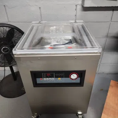 ✅️ SELLADORA AL VACIO / PARA USO INDUSTRIAL/ 220V / 900W / DOBLE SELLADO ✅️ - Img 123306386