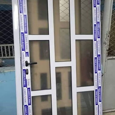 Trabajo de cristaleria marketeria en aluminio - Img 124675467