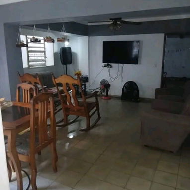 CASA EN BAJOS DE UN BIPLANTA 🏡🏡🏡 Propiedad ubicada en el Casino deportivo cercana al Mónaco - 8/9