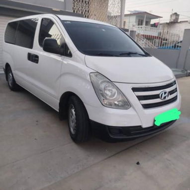 HYUNDAI H1 2018 - 3/10