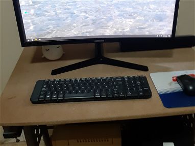 Computadora de mesa - Img main-image