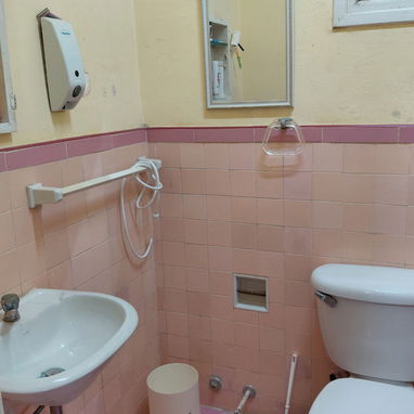 Vendo apto 1/4 zona centrica cerca de 41y 42 - Img 118972366