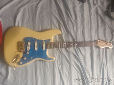 Guitarra Fender Stratocaster professional - Img main-image-45632440