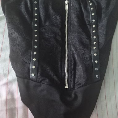 Vendo corset y body - 2/3