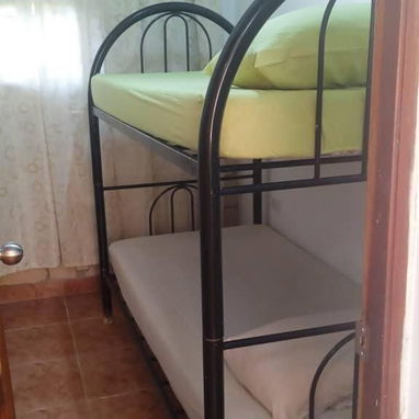 Alquiler de casa en la playa con piscina en Guanabo. Renta de casa con piscina en Guanabo a una cuadra de la playa - Img 125459189