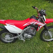 Honda 2019 CRF125 Motocross Bike / Trail Bike. Excellent Condition - Img 58292363