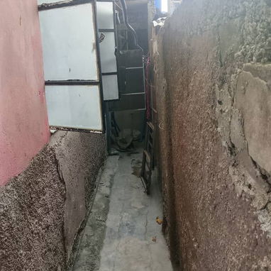 Casa cerca del mar,en planta baja de una biplanta,con entrada independiente en Cojimar - 9/10