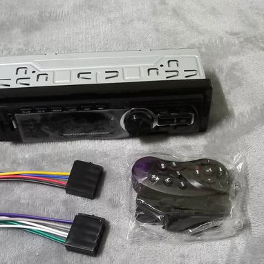 Reproductora con Bluetooth, tarjeta Micro SD, control remoto - Img 115111326
