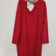 Vestido original CBR selección exclusiva, rojo talla M, con cuello precioso (dorado y plateado). Nuevo a estrenar - Img 55404326