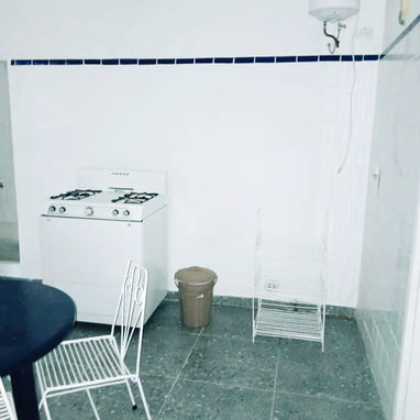 🏠 Apartamento De Renta En Nuevo Vedado.💡 Tiene respaldo energético.🛏️2 habitaciones. 📱 Reserva: +5355149761 - 3/9