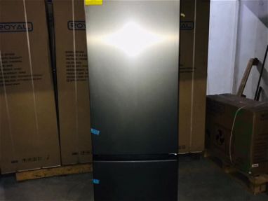 Refrigerador 10.2 pies Royal - Img 64734086