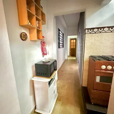 Vendo apartamento de 2 habitaciones, Playa. 20000$ o su equivalente en euros, pago en Cuba/España, posibilidad de rebaja - Img 124099351