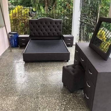 Juegos de Dormitorio Capitoniados - Img 108726542