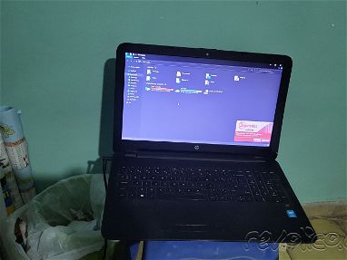 Vendo laptop con detalles - Img main-image