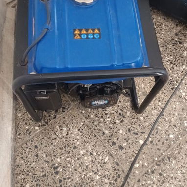 Se vende generador homepoint de 4000 wat 120 y 220 volt de salida. Una ganga. Muy buen generador - Img 122286544