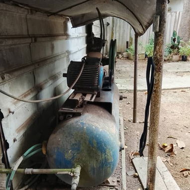 Compresor de aire grande_ Ideal Taller/ Carpintería (GRAN REBAJA DE PRECIO) - 2/4