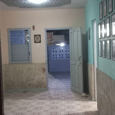 Venta de Biplanta en el vedado cerca del mar - Img 122587452