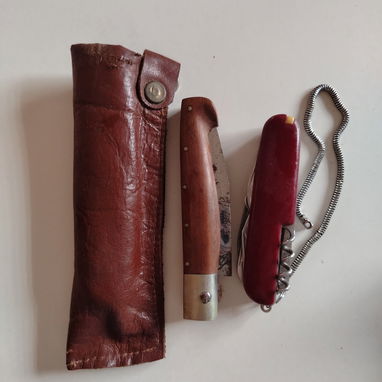 grapas o cavaliers con clavo, navajas d uso, silicona y pistola, lupa - 3/6