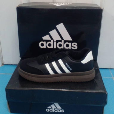 Tenis Adidas Superstar - Img 119687180