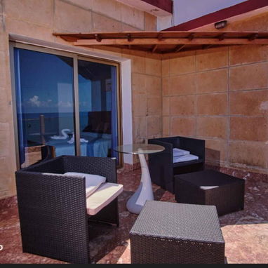 📱 Espectacular Villa de Lujo con Jacuzzi, Piscina y Acceso Directo al Mar - Img 116121771