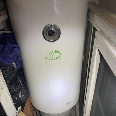 Vendo Calentador de Agua 220v 80L - 2/4
