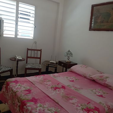 Casa de renta a Estudiantes - 3/6
