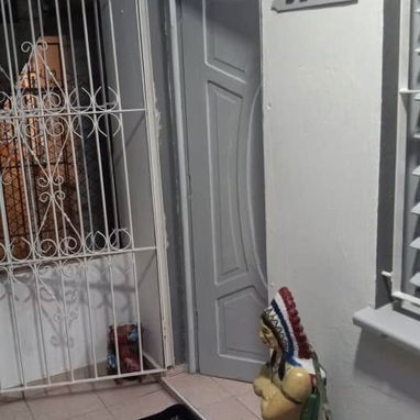Vendo casa amplia pero sin garaje en SMP - cerca Ave de Ciudamar - Paco - Img 120359557