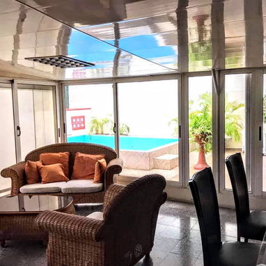 renta por noche en el vedado con desayuno y cena + 3 cuartos y piscina +5363689791 - Img 94444420