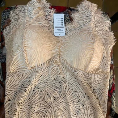 Blusas de encaje - Img 124067043