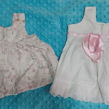 Batas, mon9os, cintas y más para bebé hembra - Img 123544846