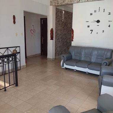 🏡 ¡EN VENTA CASA EN ZAMORA, MARIANAO! - 2/10