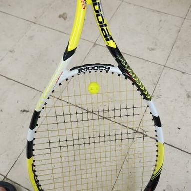 Vendo Raqueta Babolat prácticamente nueva!!! - Img 123072398