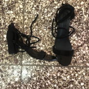 Tacones negros - Img 57096894