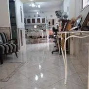 Vendo casa habilitada para rentar de 4 habitaciones, 4 baños y garaje cerca de la Ciudad Deportiva. - Img 51746501