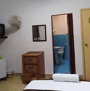 Oferta de renta en El Vedado, 3 habitaciones+3 baños, calle 5ta, $700 al mes - Img 48323703