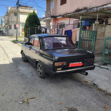 Vendo moskvich 2140 caminando perfectamente 7500usd me ajusto con dinero en mano 54321400 - Img 120028348