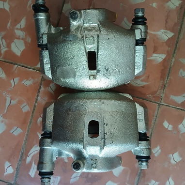 Pareja de pinzas de freno y discos de camioneta china (Claria) nuevas a estrenar por usted. - 4/7