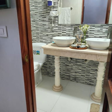 Renta en Vedado calle O y 25 - Img 124627654