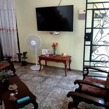 🔥 Casa en venta en Diez de Octubre – cómoda, funcional y lista para habitar - Img 124892586