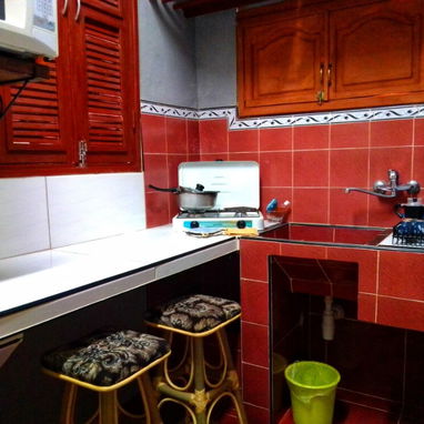 SE RENTA APTO PRIVADO DE UNA HABITACIÓN POR 25 Y MALECON EN CENTRO HABANA. 54026428 - Img 121106342