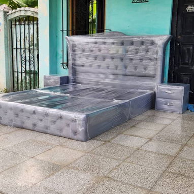 Camas capitoneadas, muebles y colchones de todas las medidas con el transporte incluido - Img 101478099