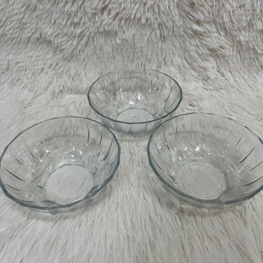 🍬✨ SET DE 3 DULCERAS DE CRISTAL – BLANCAS CON DISEÑOS, PARA POSTRES Y FRUTAS – 4 500 CUP - 2/3