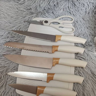 Set de utensilios de cocina de silicona con cuchillos y tablas de cortar (19 piezas) en 14000cup - Img 122487629