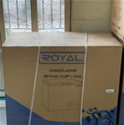 Frizzer royal de 12.5 pies nuevo en su caja - Img 45840482