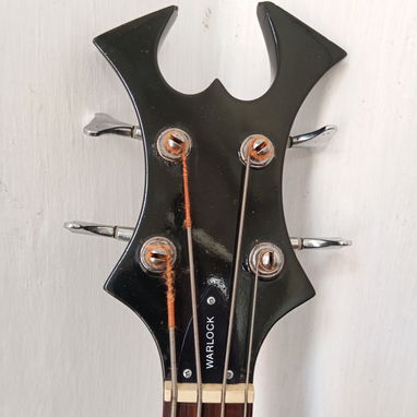 Bajo BC Rich Warlock - 3/6