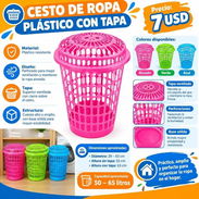Cesto de ropa de plástico con tapa. Rosado verde y azul - Img 57529813